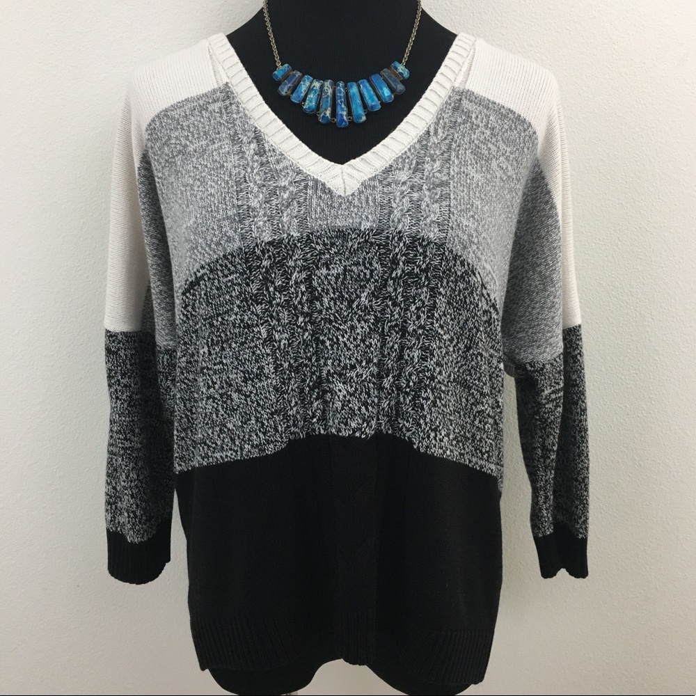 New York & Co | Color Block Cable Knit Sweater - Picture 2 of 9